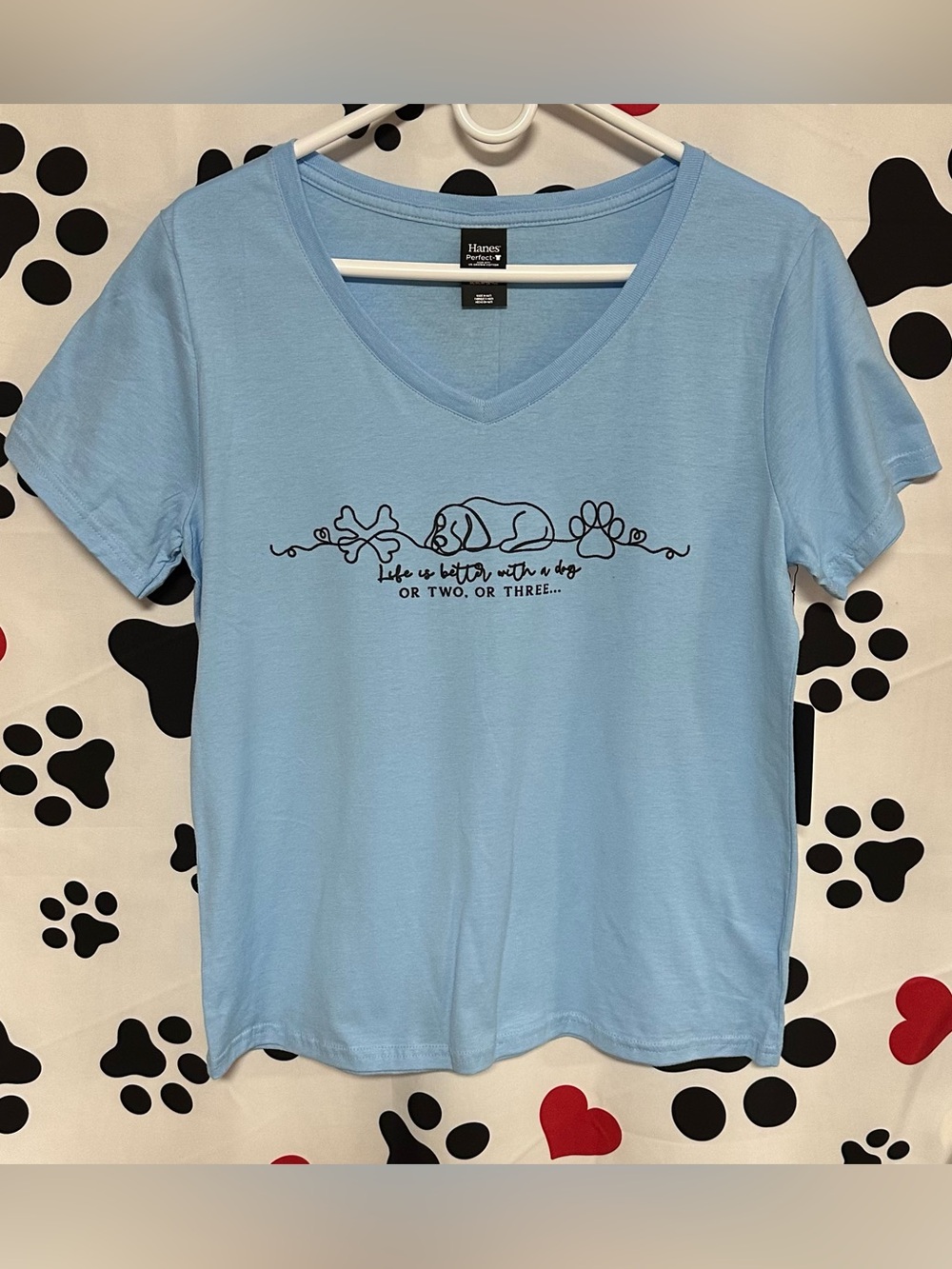Dog Graphic V-Neck Tee - NWT/NIP